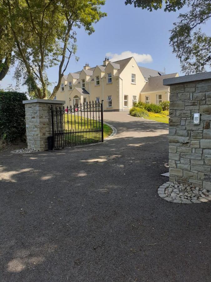 Single Or Twin Room In Lovely Country Residence Nobber 外观 照片
