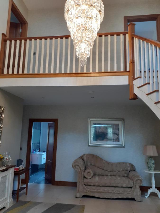 Single Or Twin Room In Lovely Country Residence Nobber 外观 照片